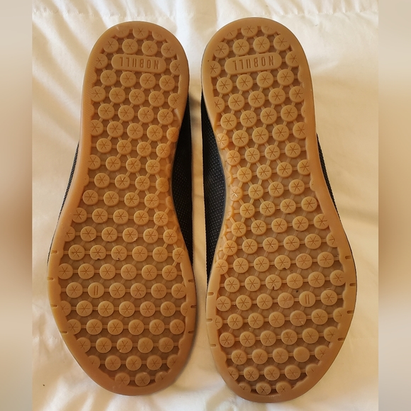 NOBULL Black Gum Trainer (Men's) - Picture 4 of 4